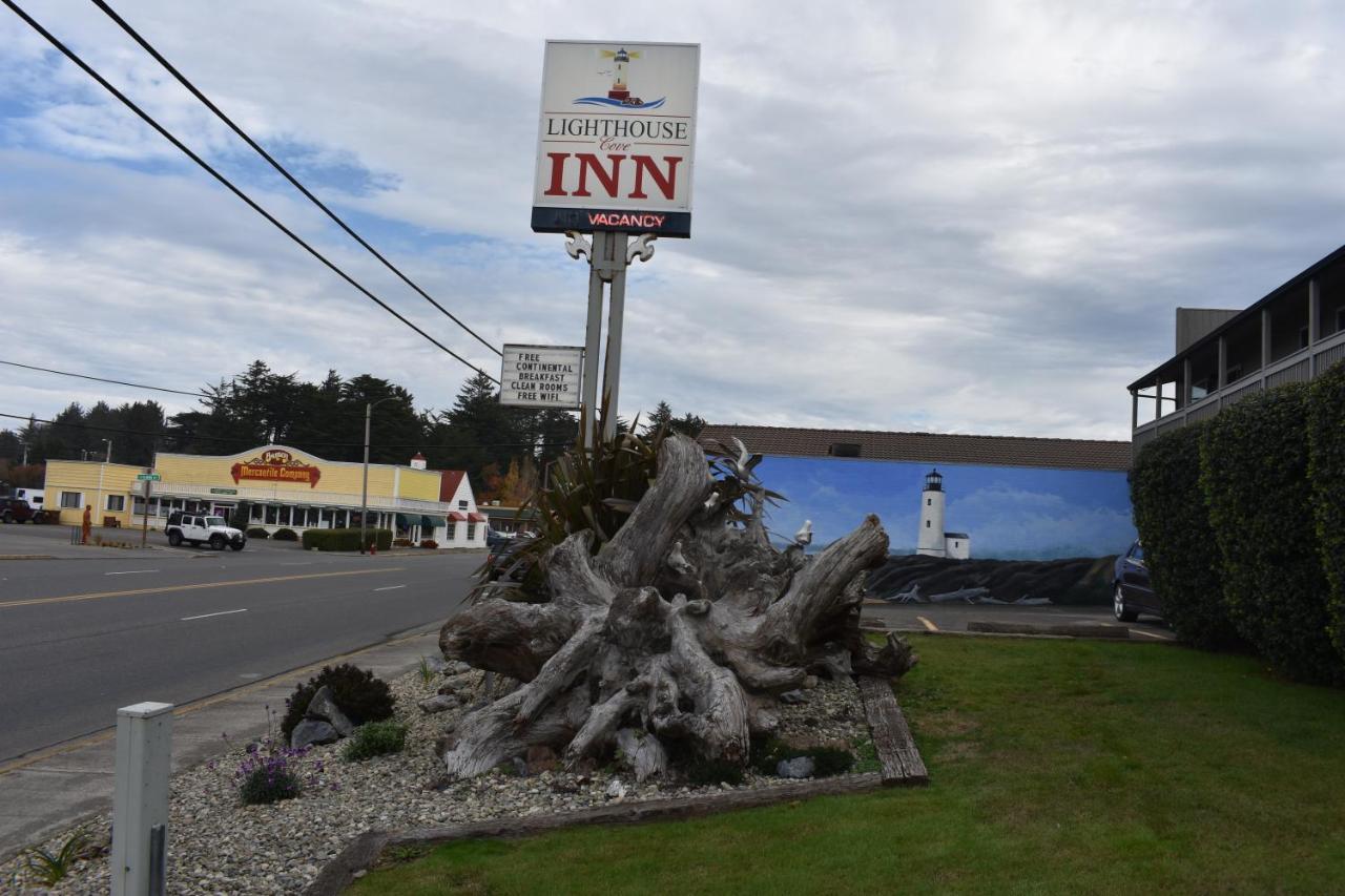 Lighthouse Cove Inn Bandon Exterior foto The Lighthouse Inn